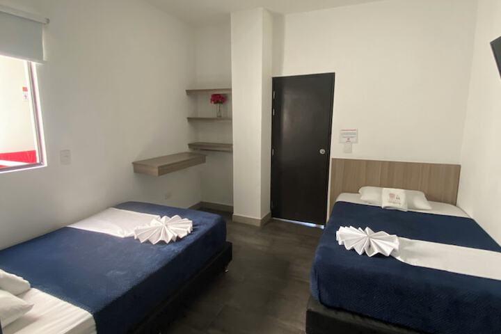 Room 11 of 34