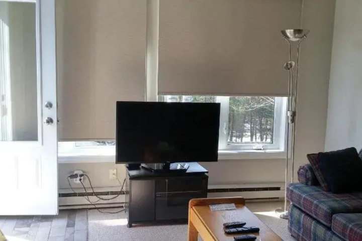 Room 2 of 38
