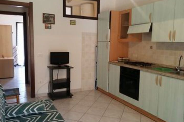 Room 14 of 21