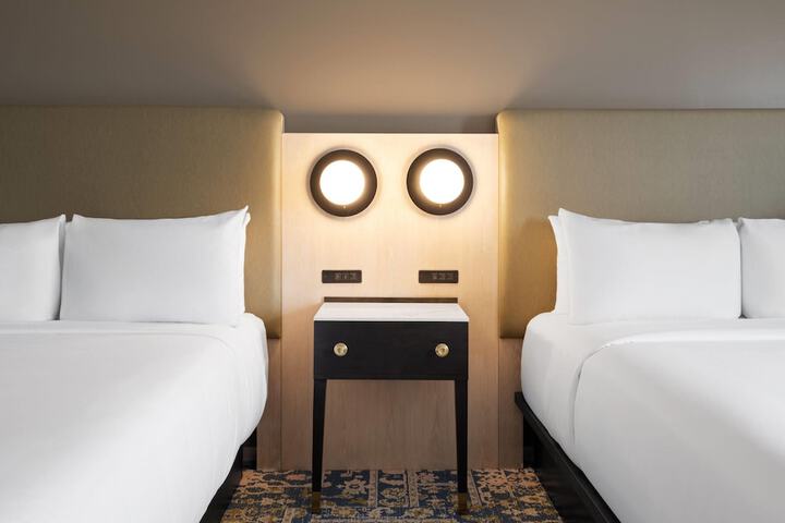 Room 18 of 55