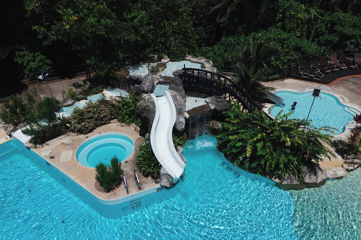 Pool 43 of 69
