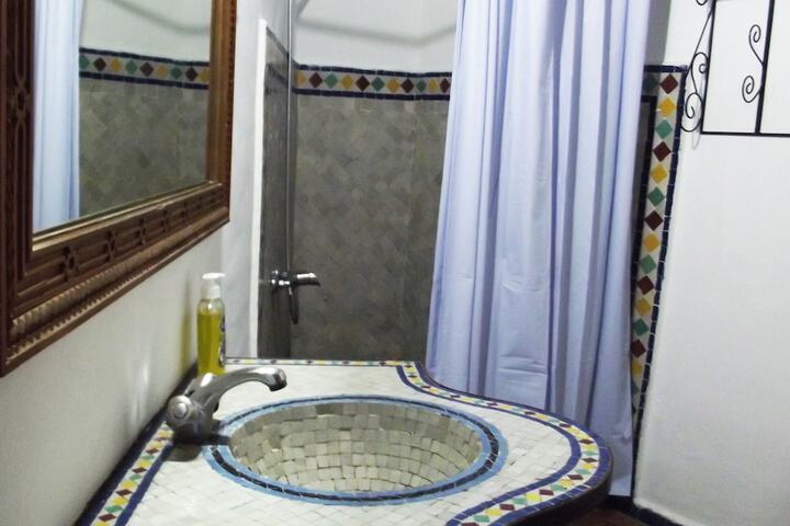 Room 15 of 24