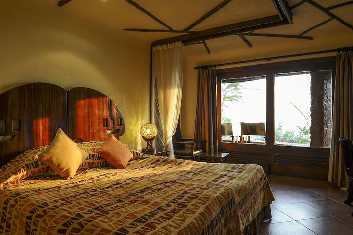 Room 5 of 28