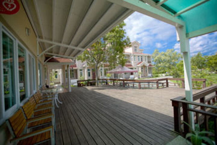 Terrace/Patio 31 of 32