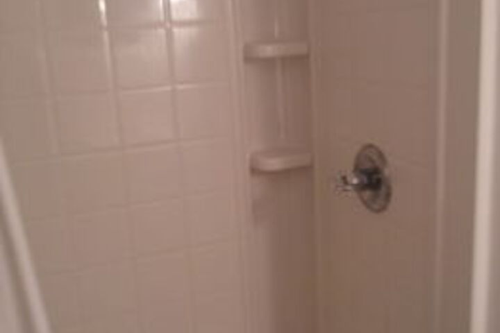 Room 4 of 20