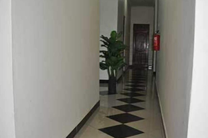 Ballroom/Hall 16 of 20