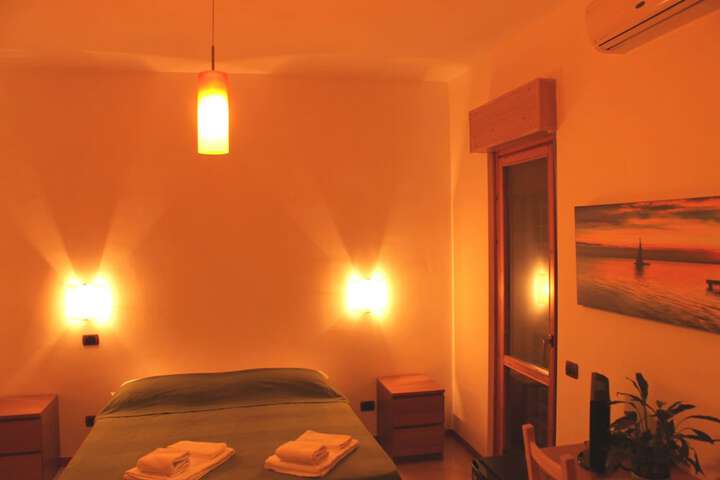 Room 14 of 25