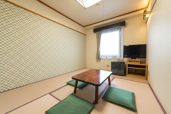 Room 13 of 29