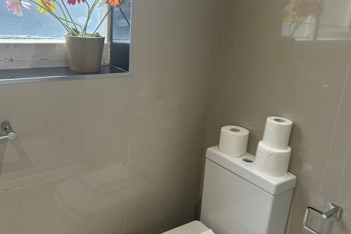 Room 106 of 110