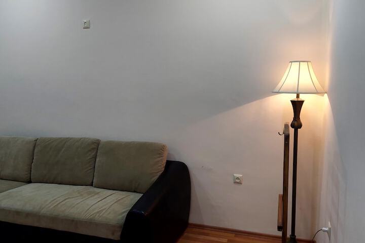 Room 8 of 34