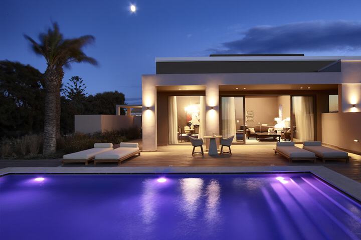 Pool 59 of 185