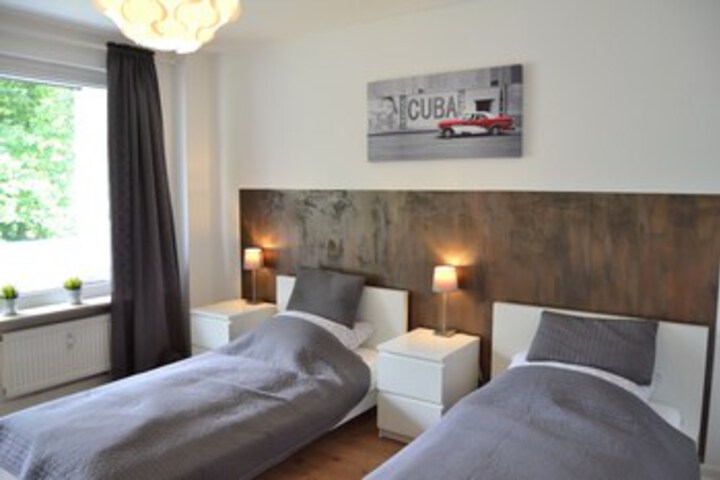 Room 78 of 177