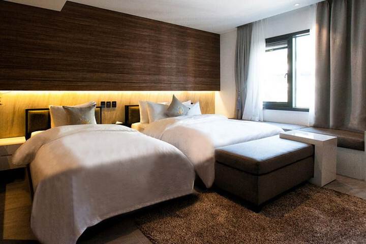 Room 41 of 51