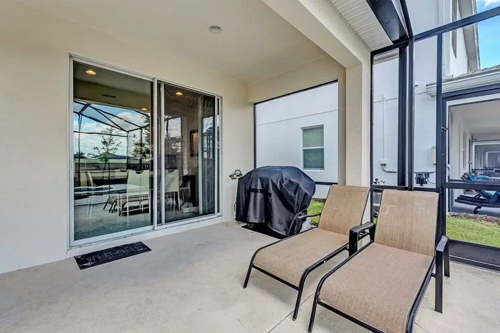 Terrace/Patio 8 of 24