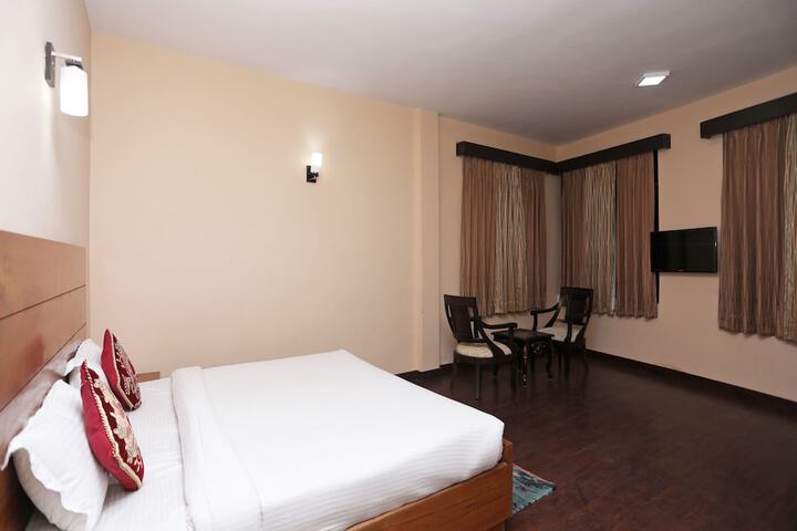 Room 3 of 14
