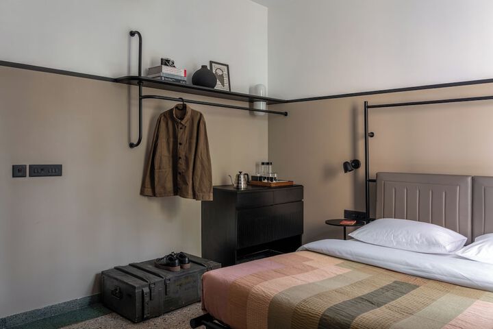 Room 16 of 67