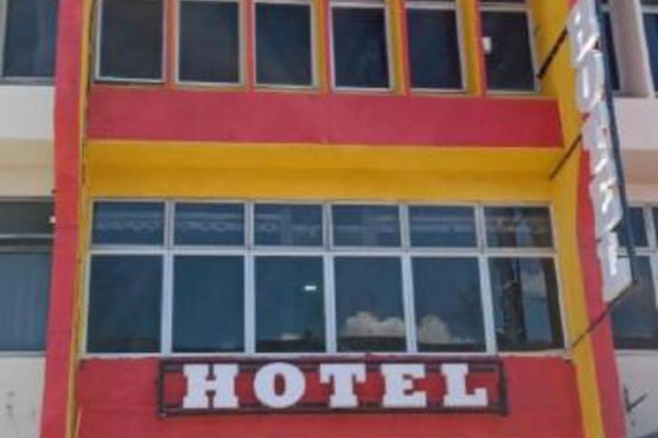 GEORGETOWN at NEW WAVE HOTEL