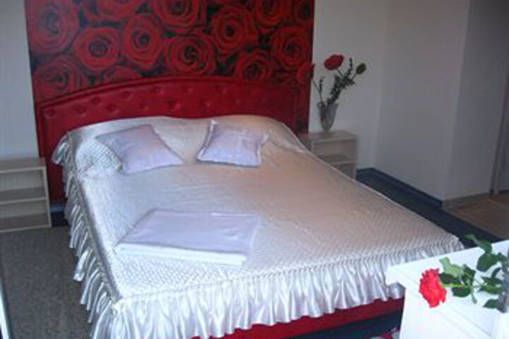 Room 12 of 44
