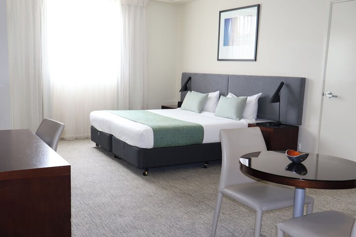 Room 9 of 41