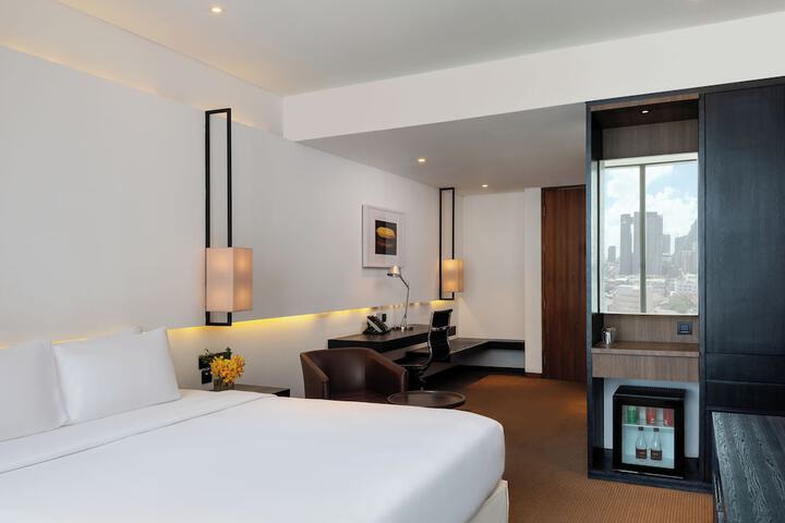 Room 37 of 122