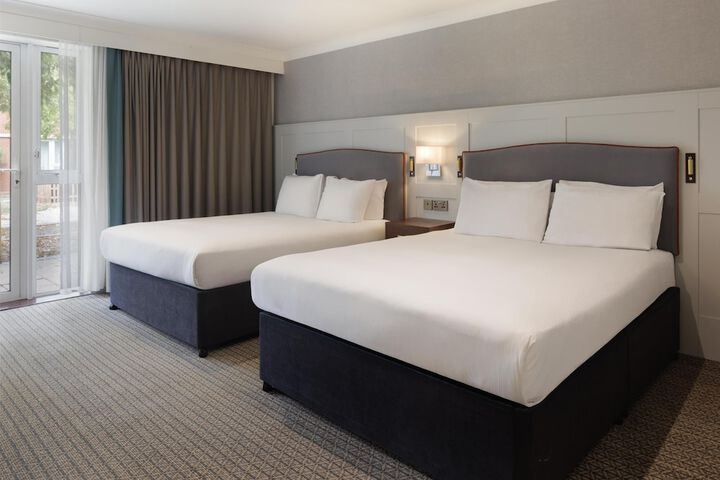 Room 21 of 138