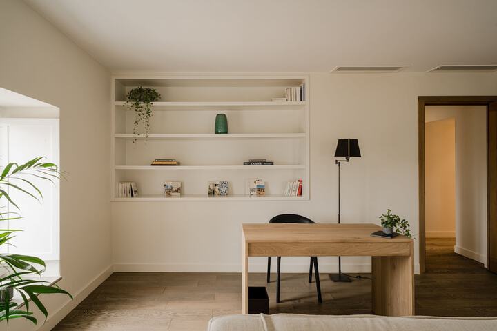Room 26 of 53