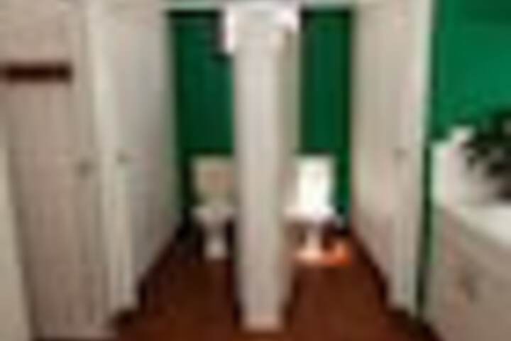 Room 164 of 243