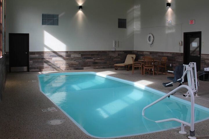 Pools & Facilities