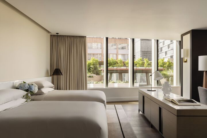 Room 40 of 123