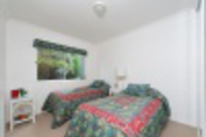 Room 76 of 216