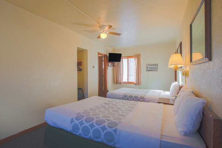 Double Bed (8 of 37)
