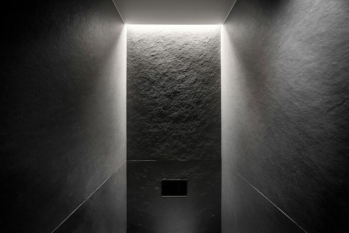 Room 62 of 104