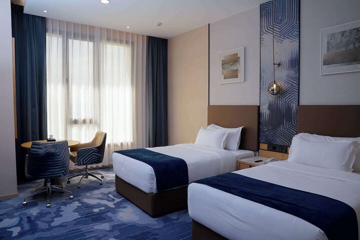 Room 21 of 54
