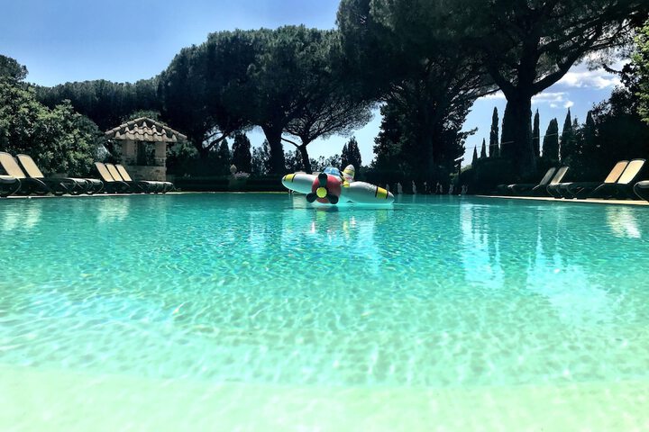 Pool 142 of 184