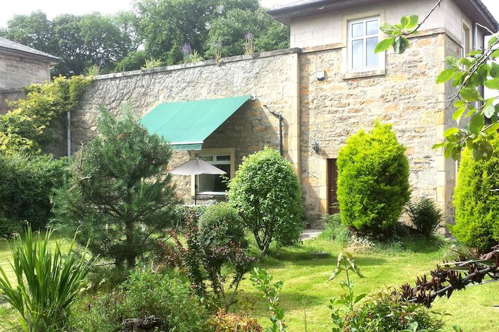Darwin Cottage Self Catering in Elgin