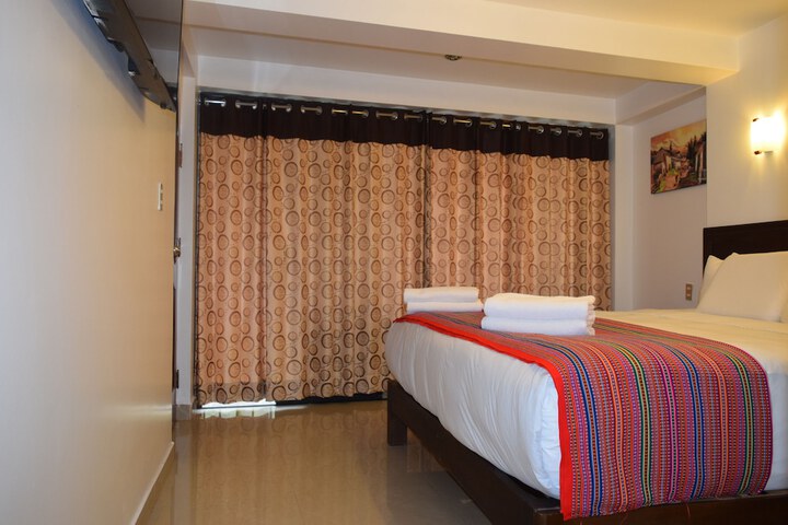 Room 17 of 37