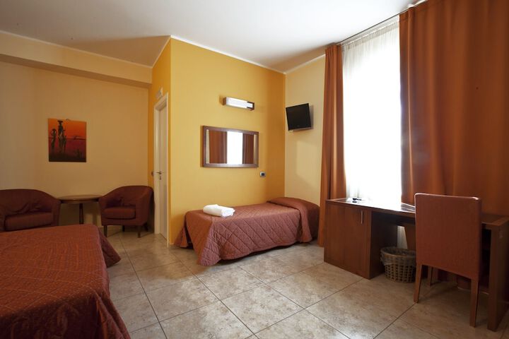 Room 15 of 64