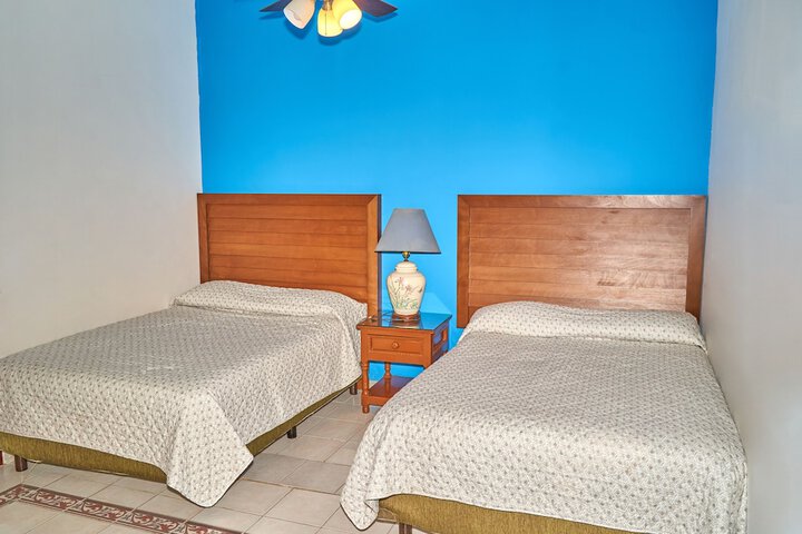 Room 21 of 96