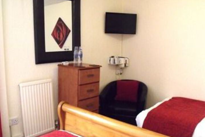 Room 11 of 63