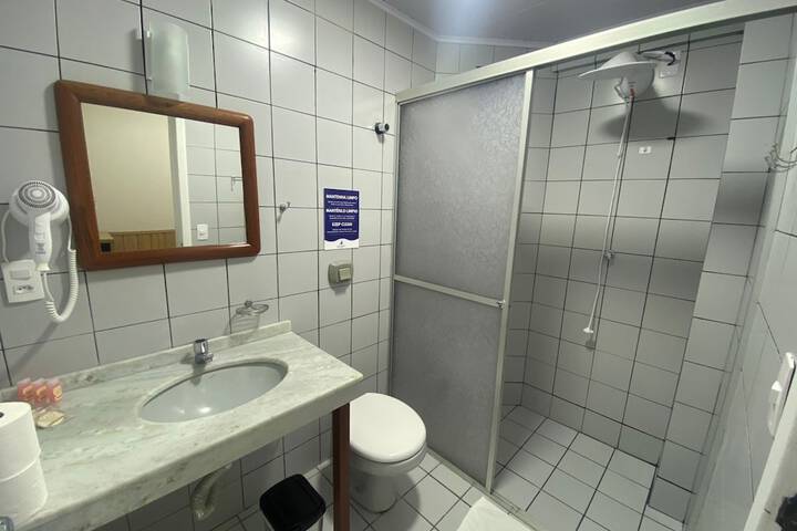 Room 72 of 102