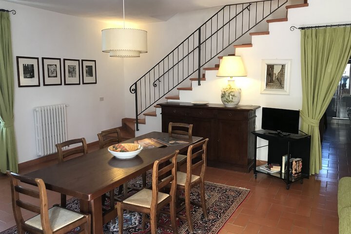 Room 10 of 35
