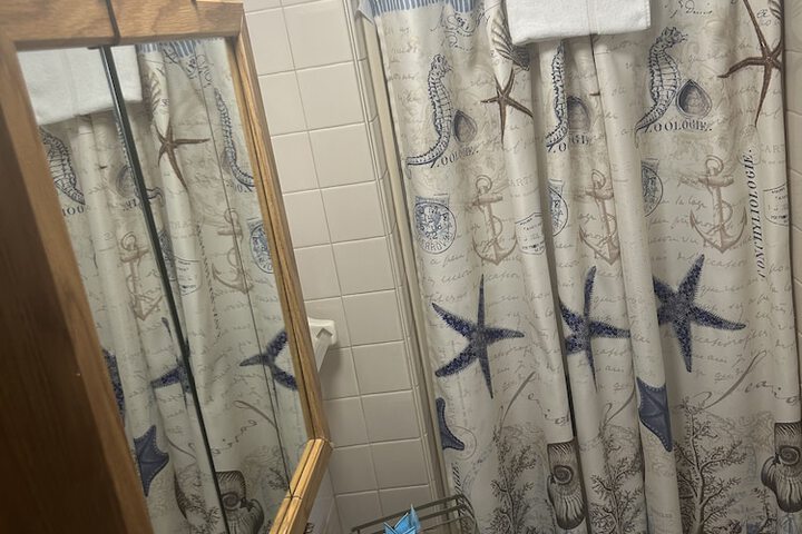 Room 40 of 51