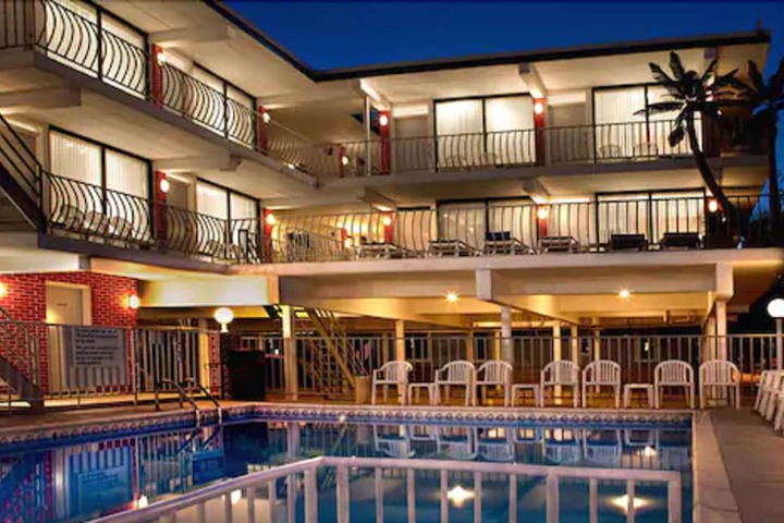 AA Heart of Wildwood Motels