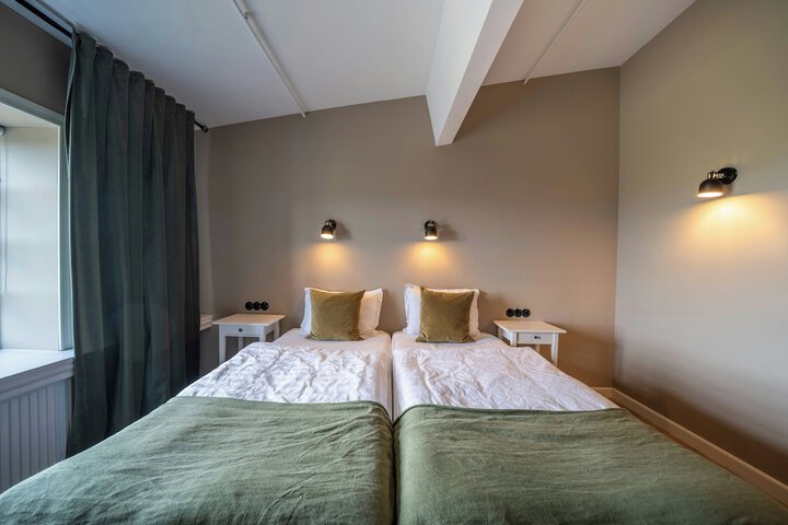 Hotel 50 of 53