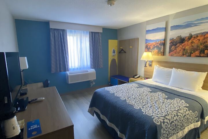2 Double Beds (5 of 14)
