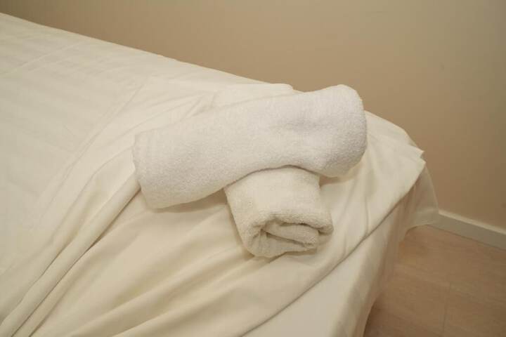Room 4 of 41