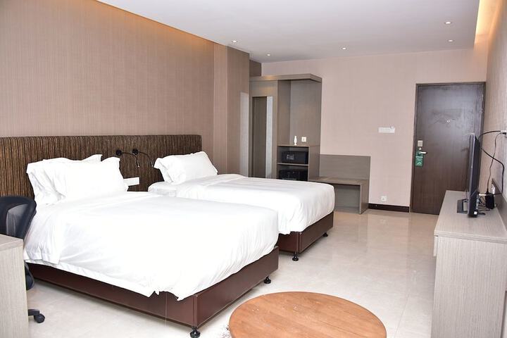 Room 3 of 14