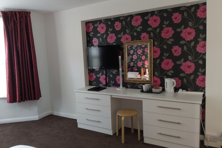 Room 25 of 61