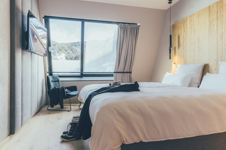 Room 14 of 68