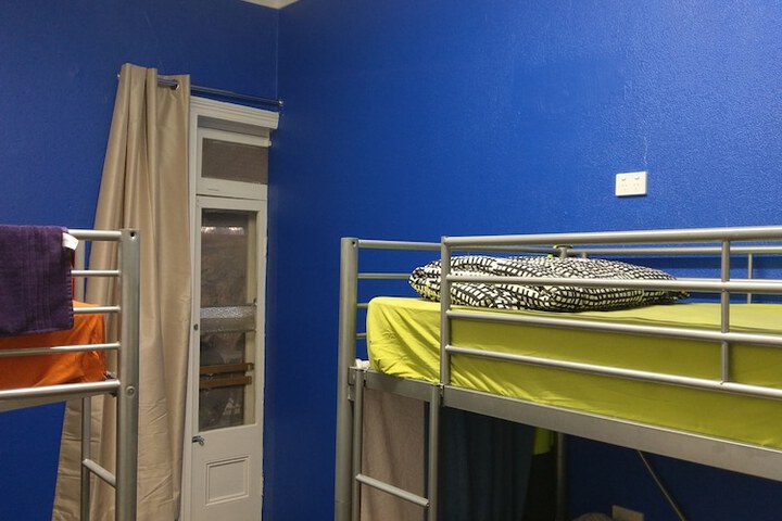 Room 13 of 44